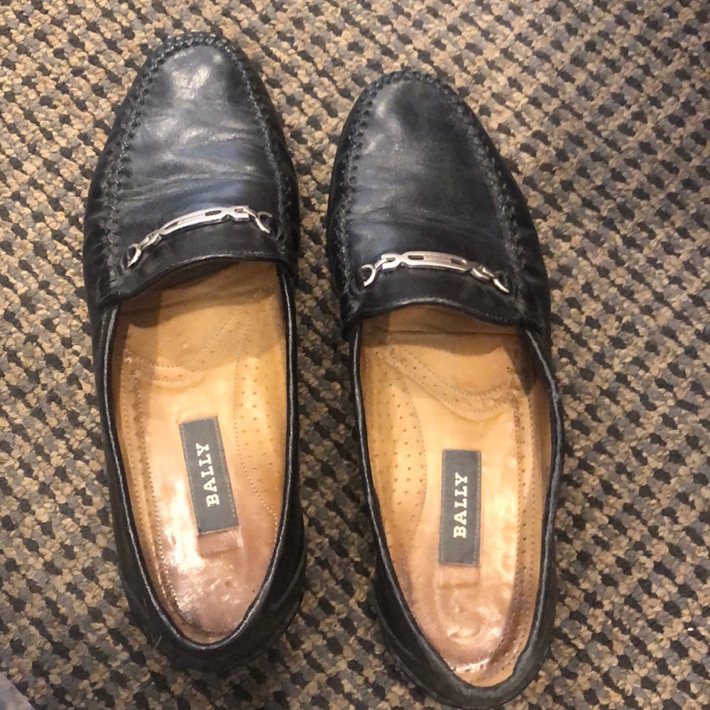 Used Bally Men Leather loafers shoes